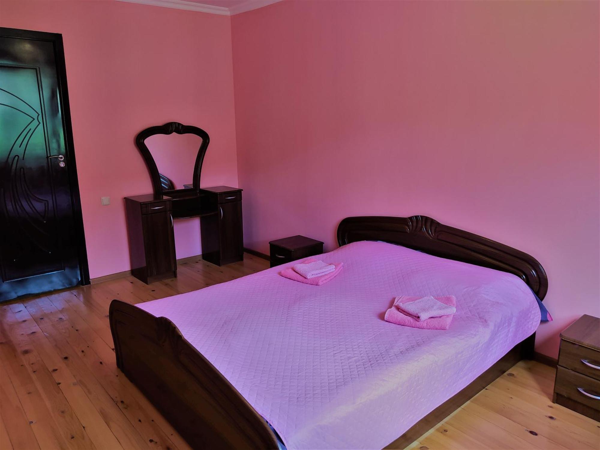 Gujejiani Guest House Местия Екстериор снимка