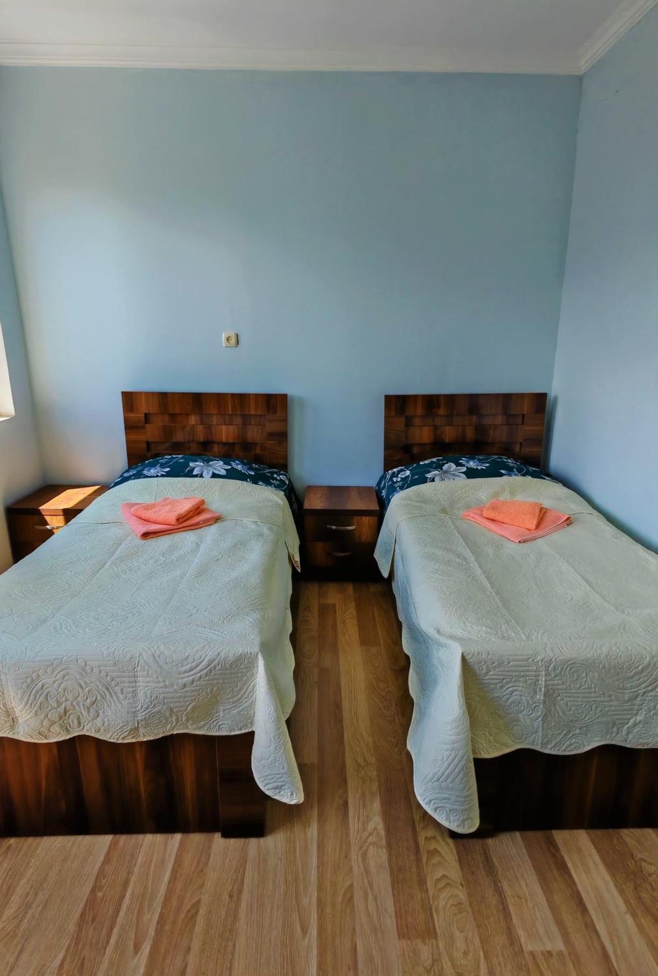 Gujejiani Guest House Местия Екстериор снимка