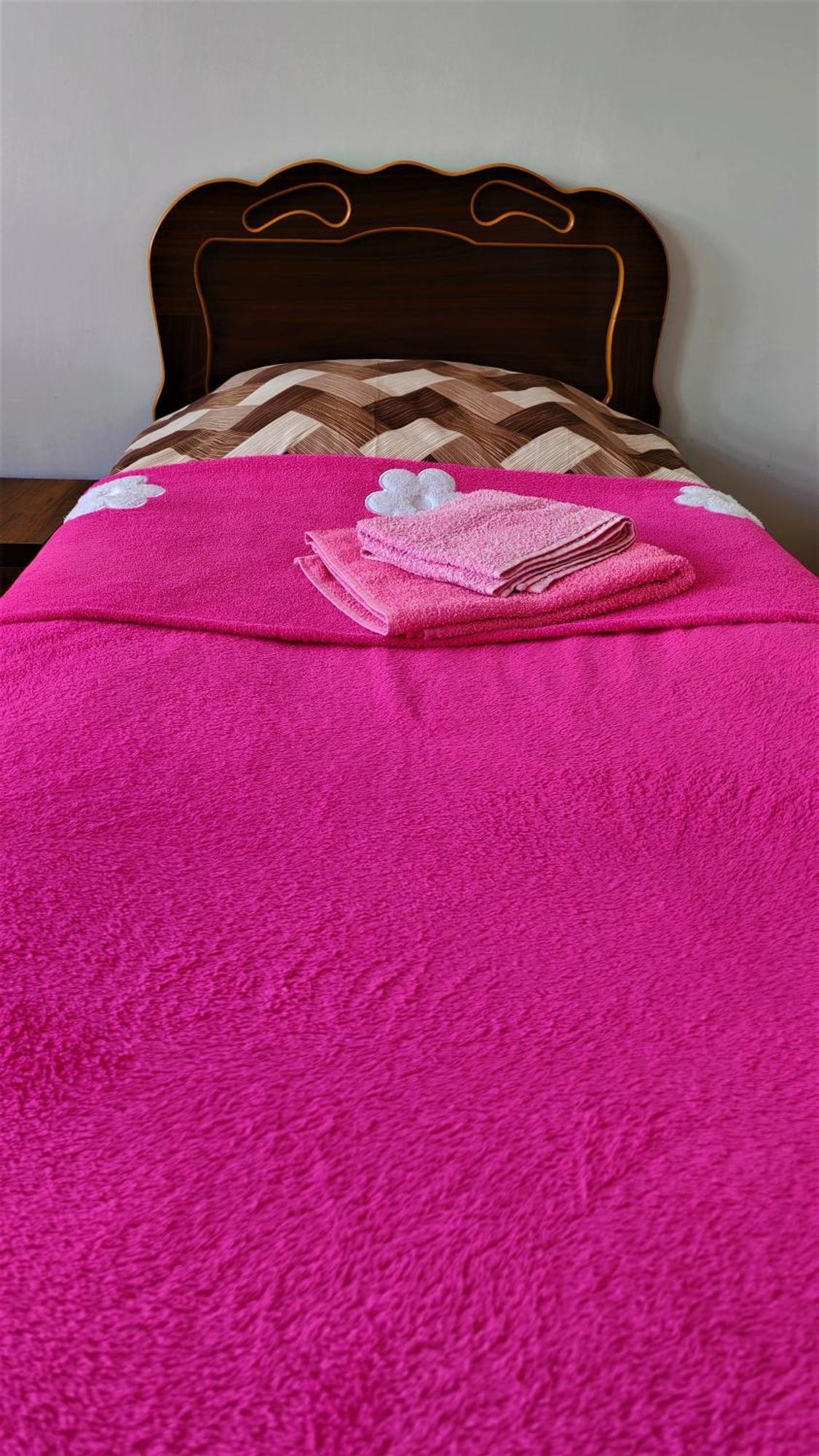 Gujejiani Guest House Местия Екстериор снимка